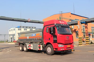 Sodium cyanide tank truck